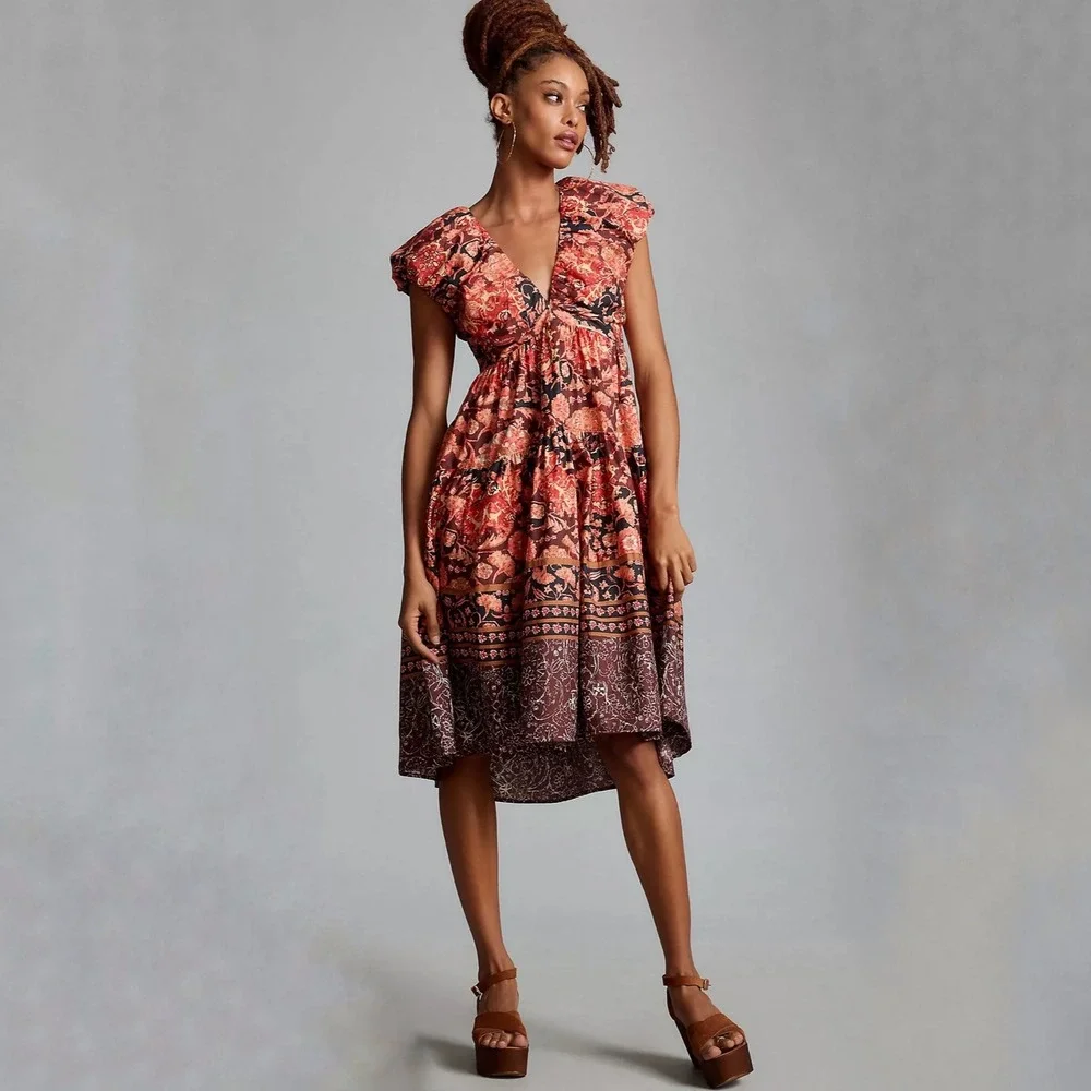 Anthropologie Printed V-Neck Babydoll Dress Size 4 Red Motif NEW‎